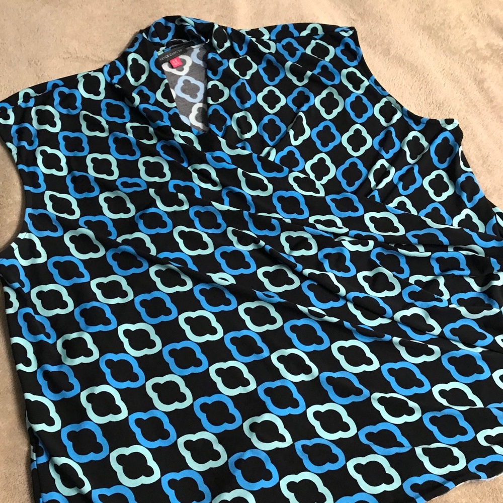 ⛄️ 4 for $20 Vince Camuto sleeveless top